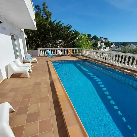Casa Thomas 3 فيلة