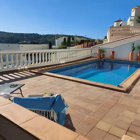 Casa Thomas 3 فيلة *